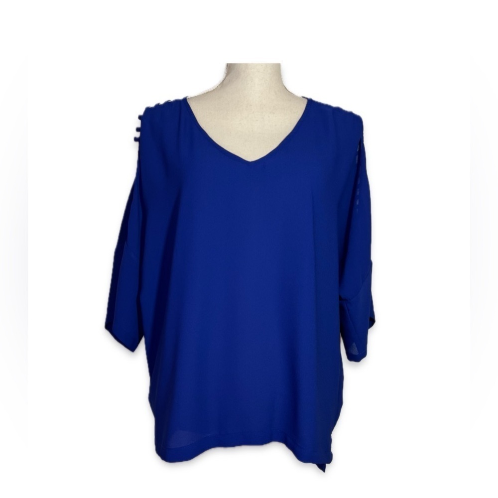 Q & A Women's V-Neck Blouse size M Royal Blue Ladder Open Sleeves